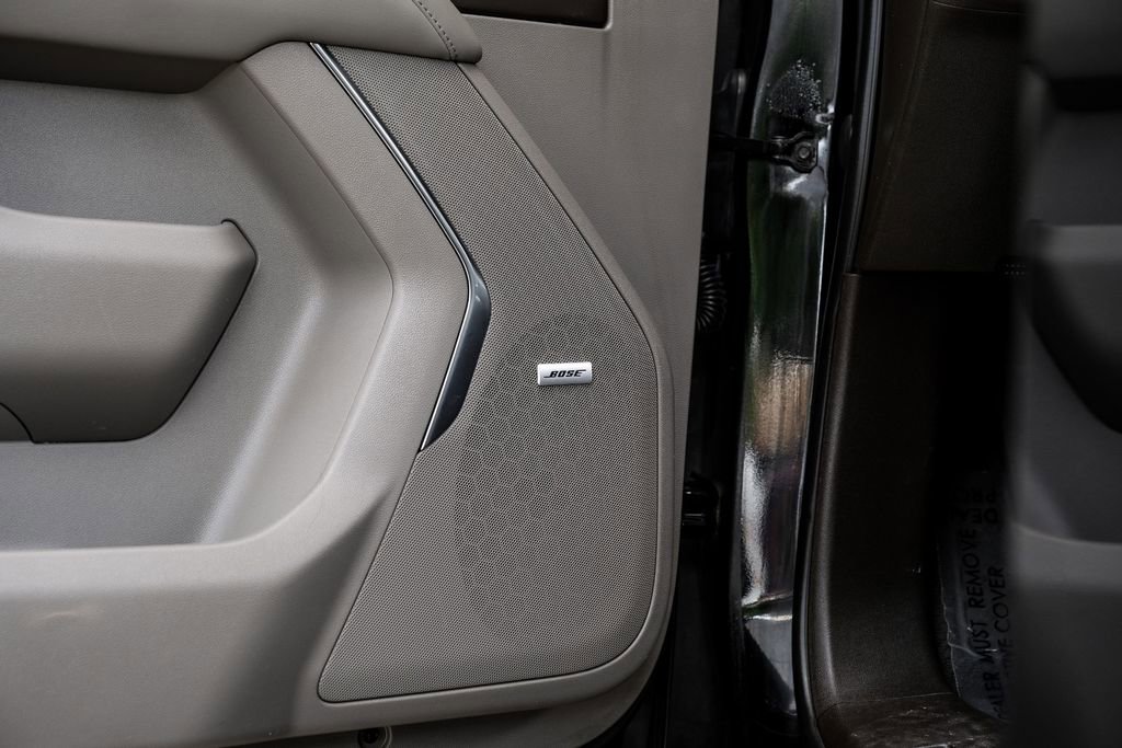 Used 2023 Chevrolet Suburban LT RWD image 47