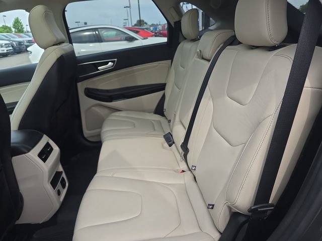 Certified 2022 Ford Edge Titanium w/ Class II Trailer Tow Package AWD/4WD image 29