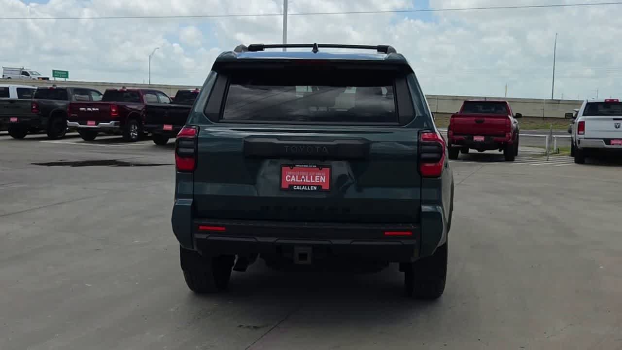 Used 2025 Toyota 4Runner TRD Off-Road Premium AWD/4WD image 7