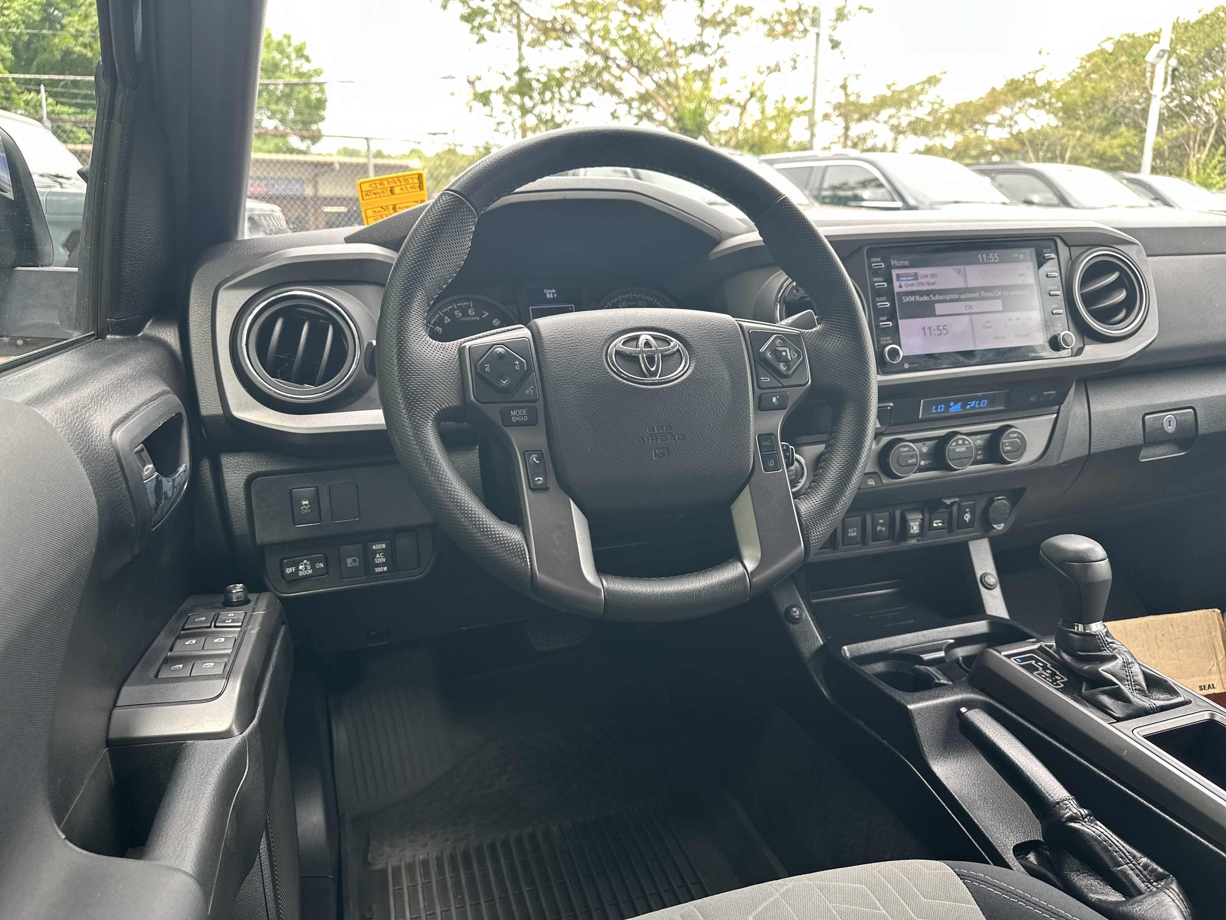 Used 2022 Toyota Tacoma TRD Sport w/ Technology Package AWD/4WD image 24