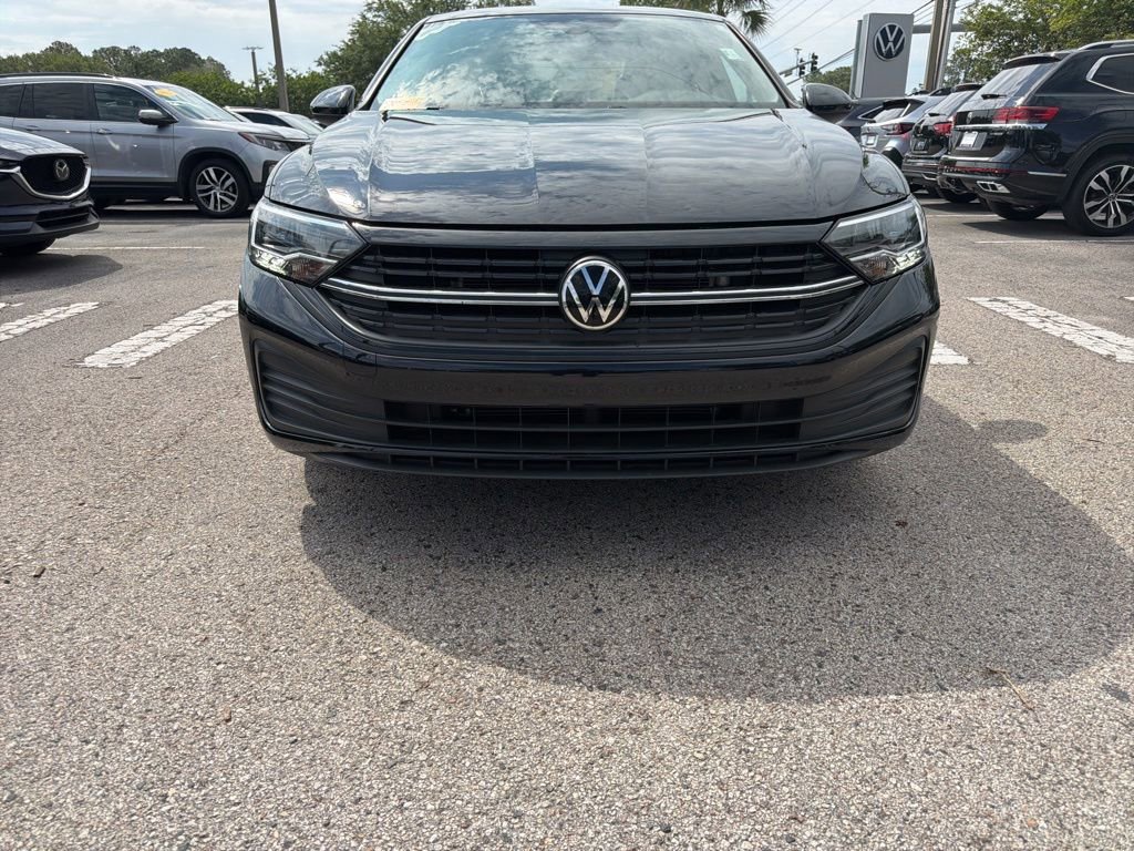 Used 2023 Volkswagen Jetta SE FWD image 28