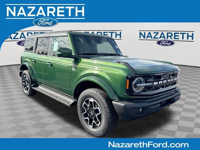 New 2025 Ford Bronco Outer Banks AWD/4WD image 1