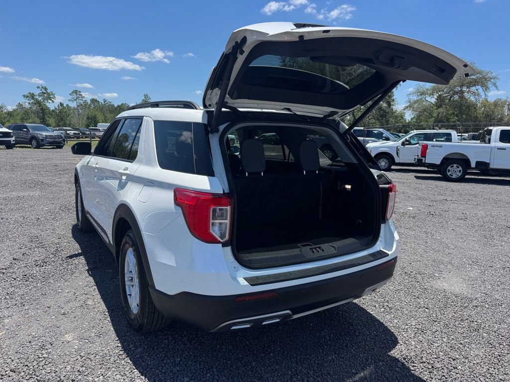 Certified 2023 Ford Explorer XLT w/ Equipment Group 202A RWD image 26