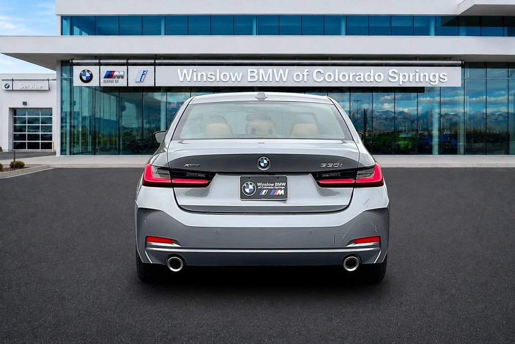 New 2026 BMW 330i xDrive Sedan w/ Premium Package AWD/4WD image 5