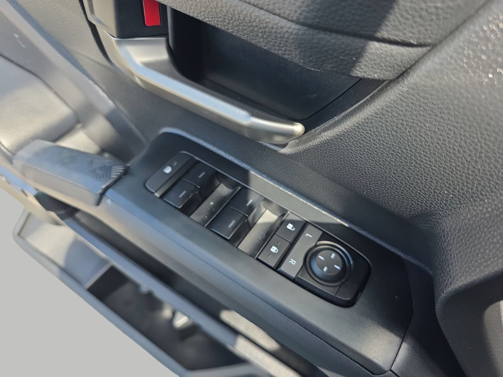 Used 2025 Toyota Tacoma TRD Sport AWD/4WD image 17