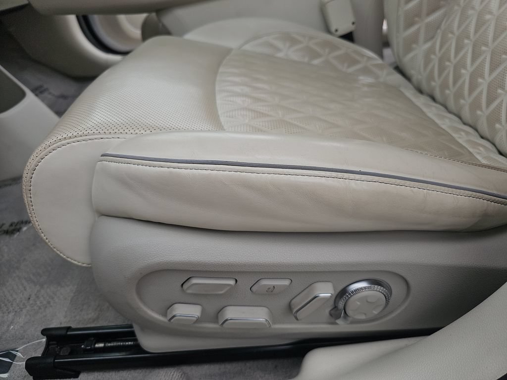 Used 2023 Genesis GV60 Performance AWD/4WD image 29