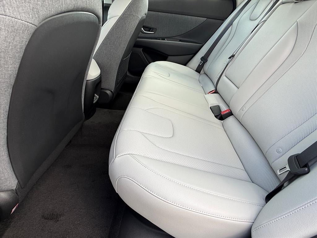 New 2026 Hyundai Elantra Limited FWD image 13