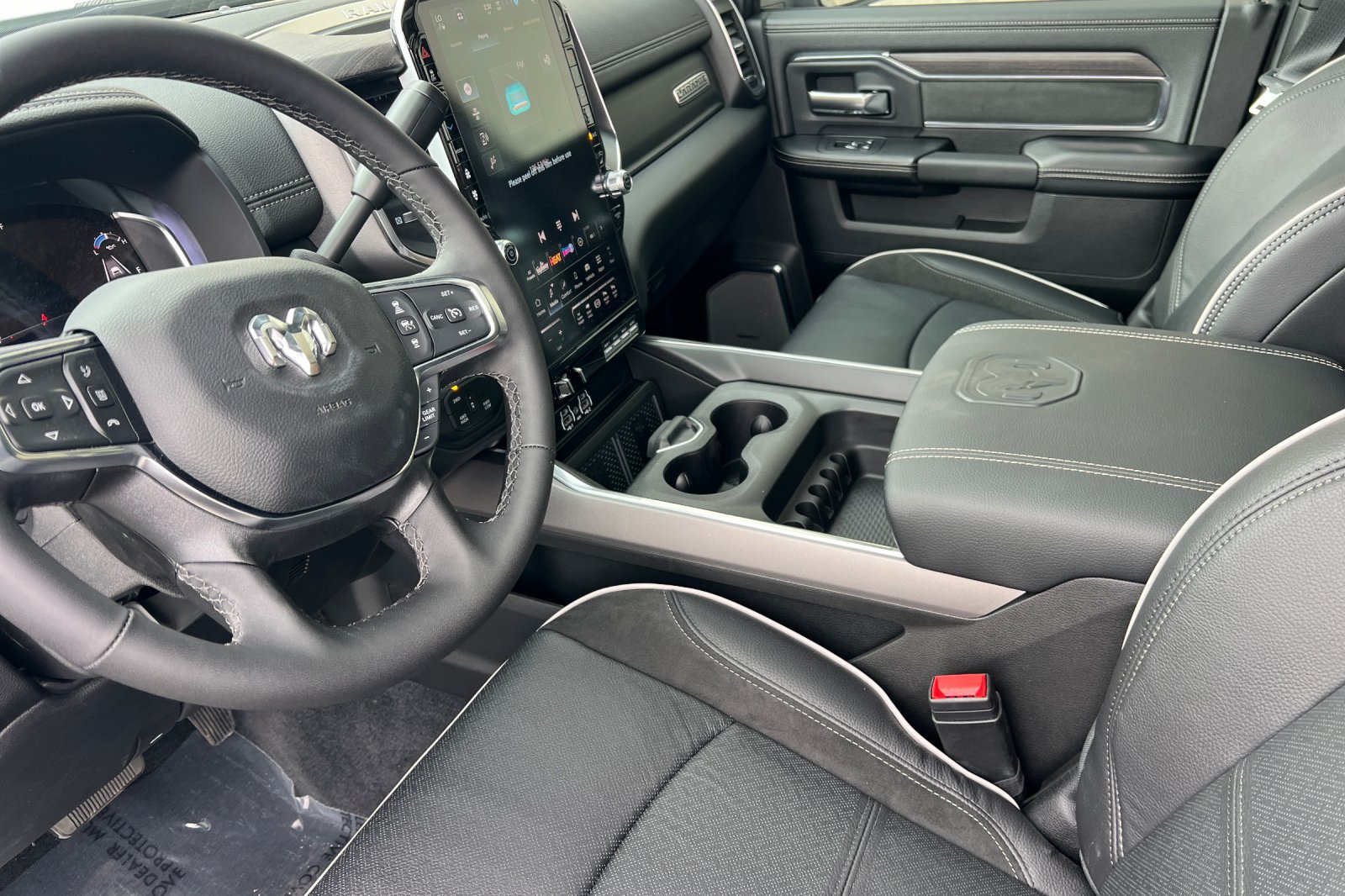 New 2026 RAM 3500 Laramie AWD/4WD image 3
