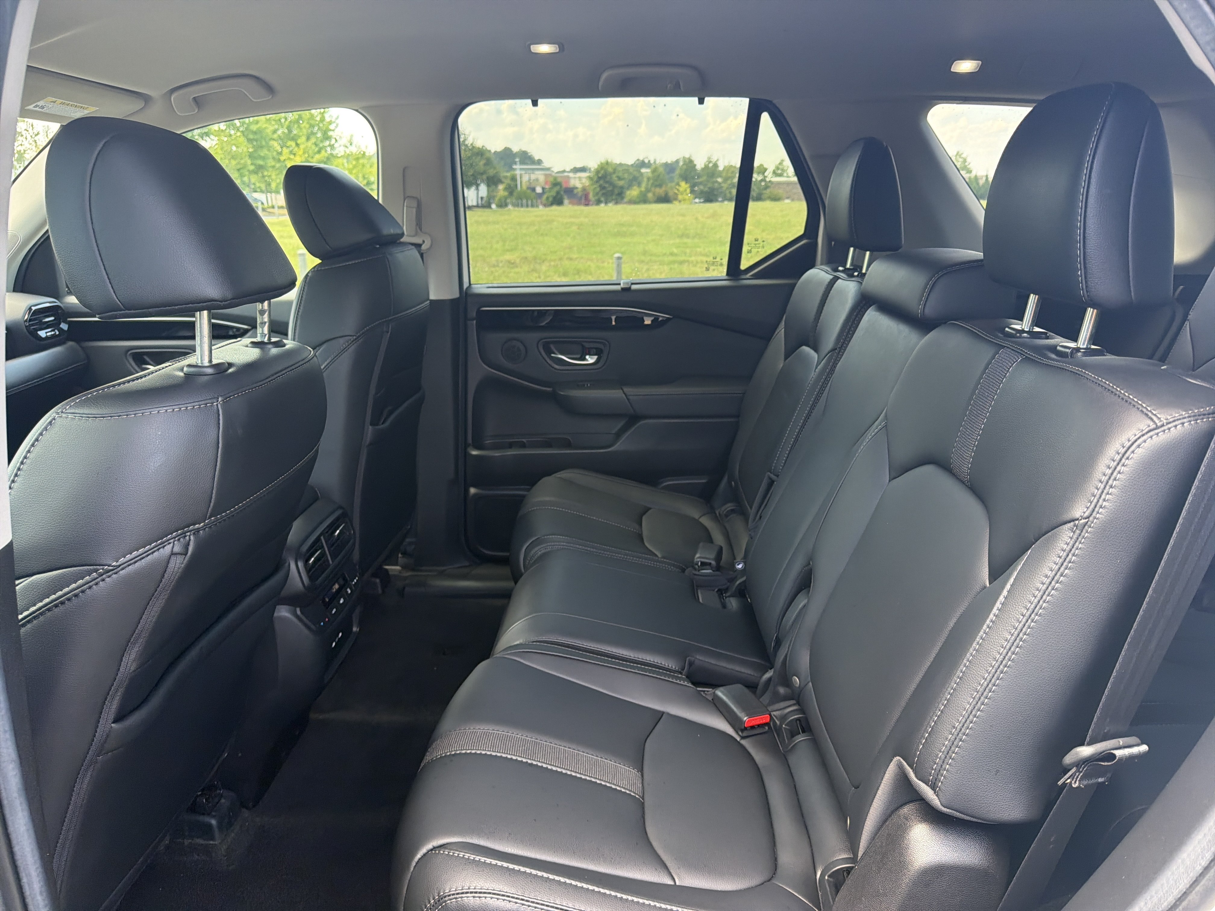 Certified 2025 Honda Pilot EX-L image 26