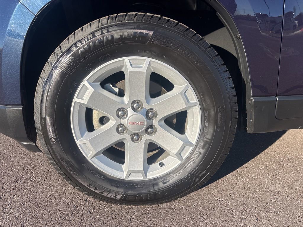 Used 2015 GMC Acadia SLE image 35