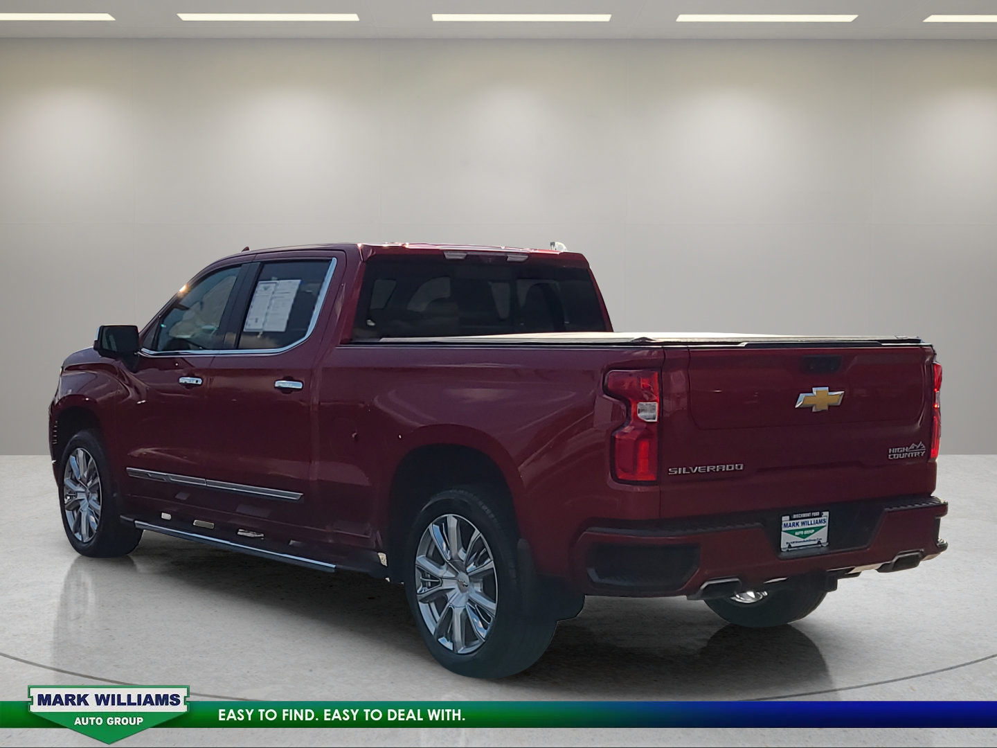 Used 2022 Chevrolet Silverado 1500 High Country w/ High Country Premium Package AWD/4WD image 6