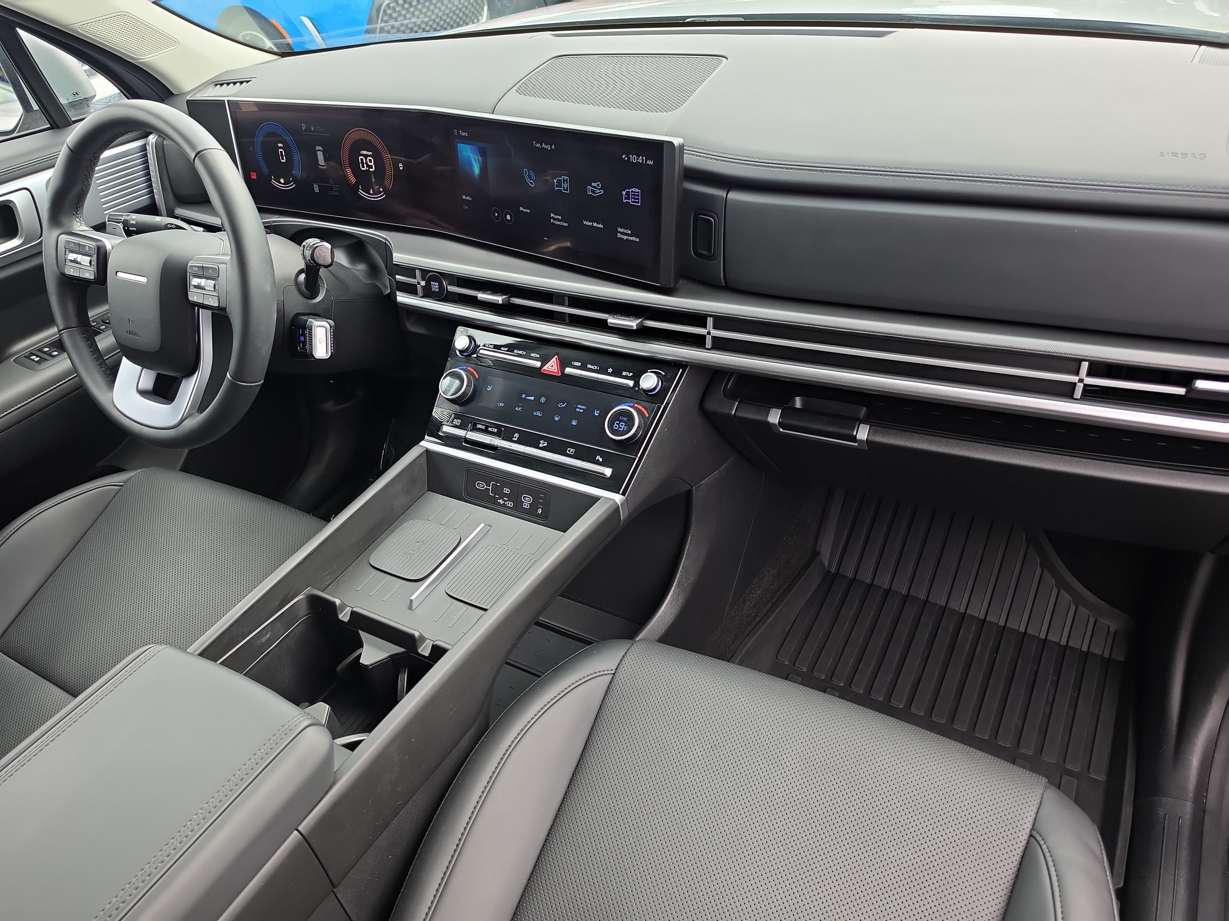 Used 2025 Hyundai Santa Fe SEL FWD image 12
