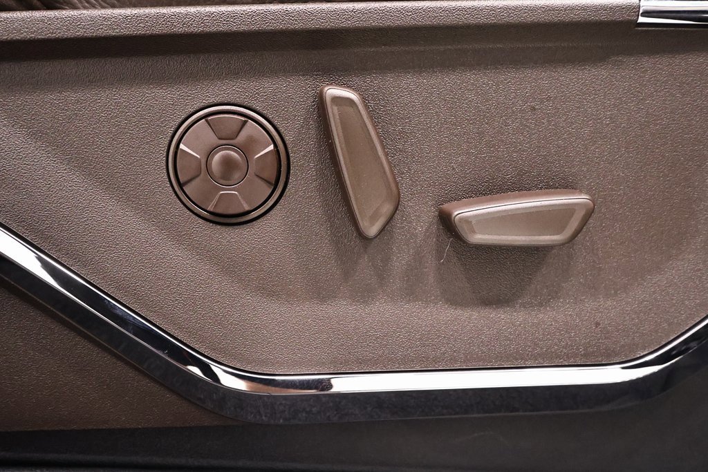 New 2026 Ford F350 King Ranch w/ Chrome Package image 17