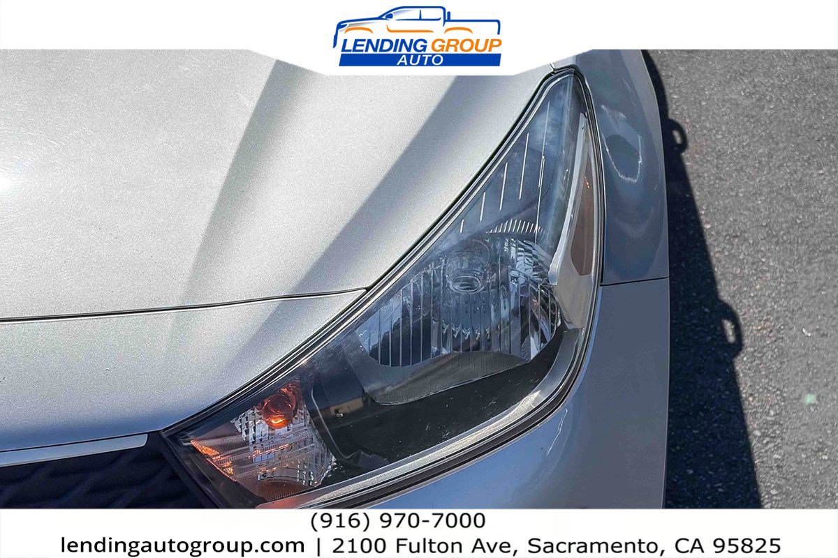 Used 2019 Kia Rio S FWD image 7