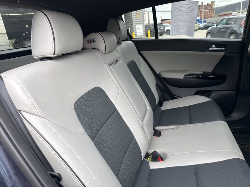 Used 2018 Kia Sportage EX w/ EX Sport Appearance Package image 8