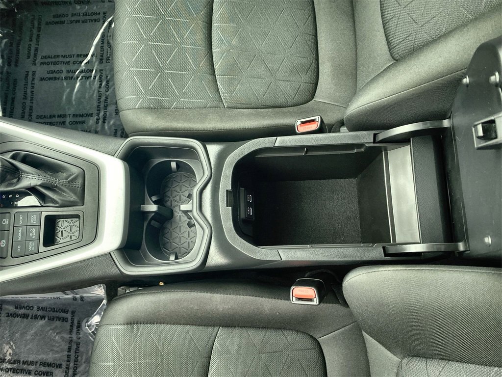 Used 2023 Toyota RAV4 XLE image 22