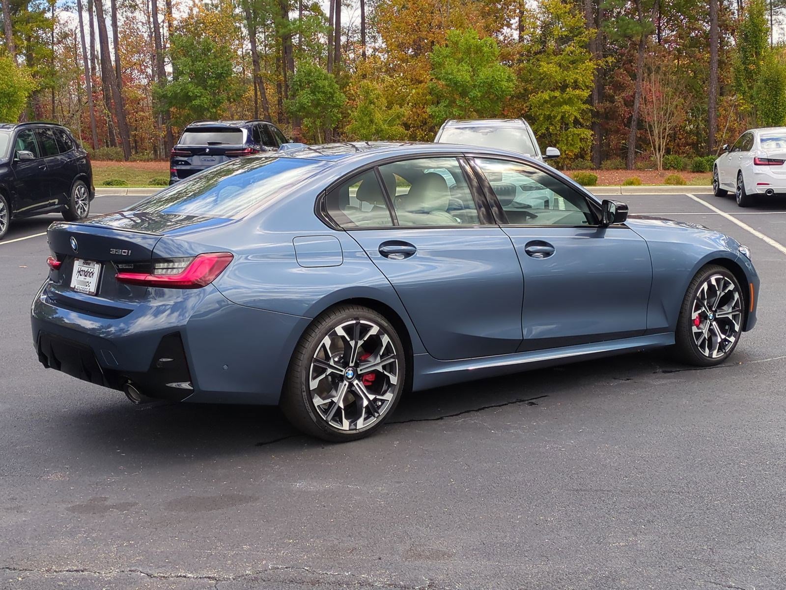Certified 2026 BMW 330i xDrive Sedan w/ M Sport Package AWD/4WD image 10
