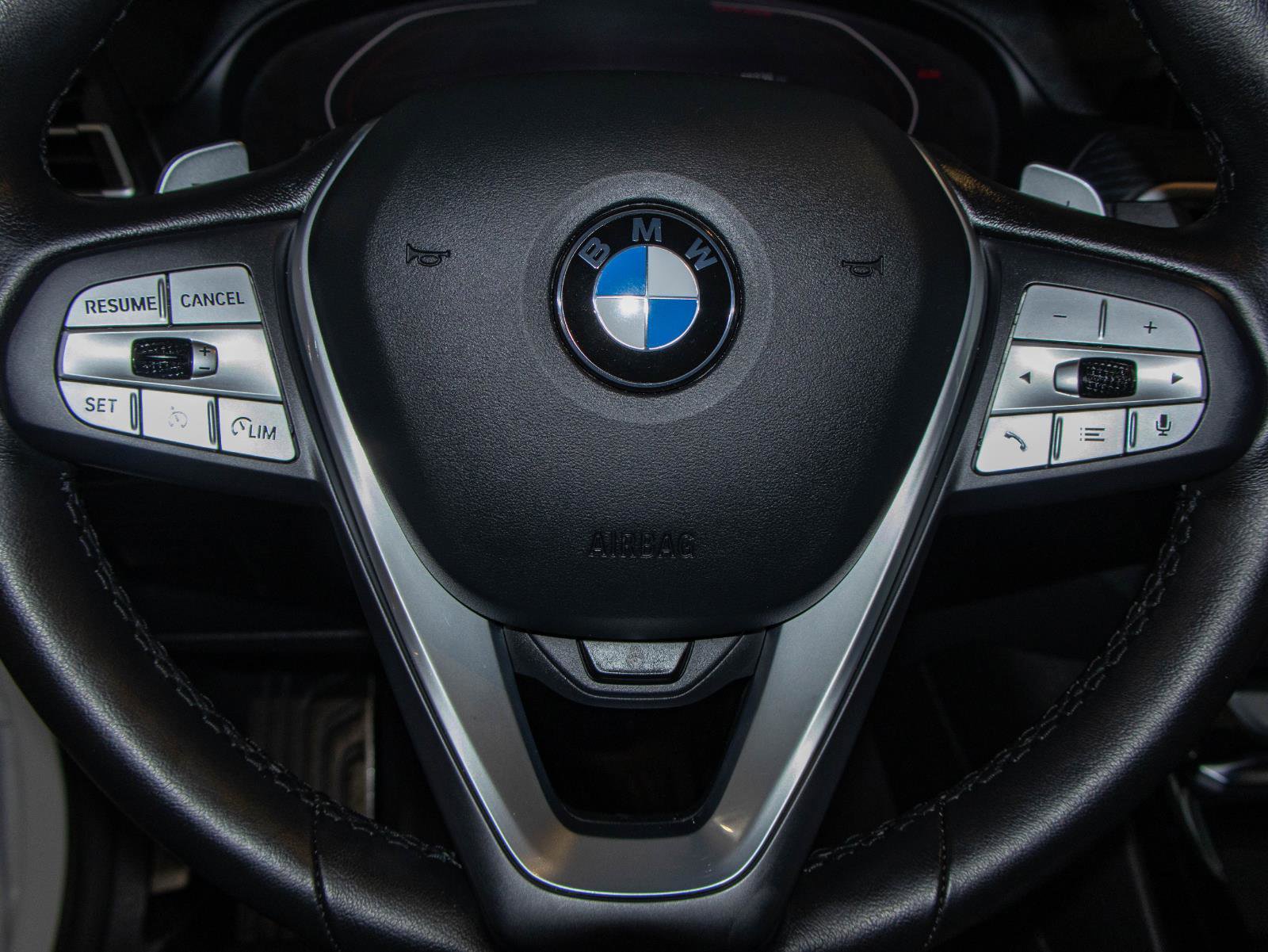 Used 2023 BMW X3 sDrive30i w/ Premium Package w/ZPA image 11