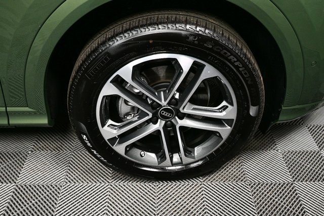 New 2025 Audi Q5 Premium Plus image 39