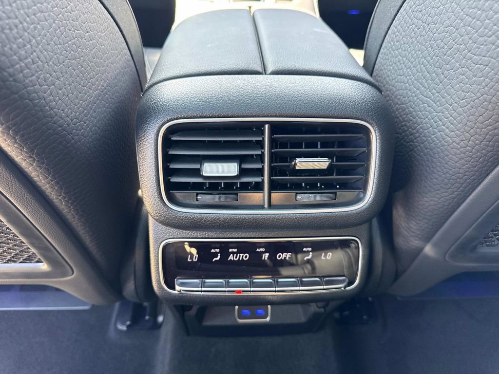 New 2026 Mercedes-Benz GLS 450 4MATIC image 15