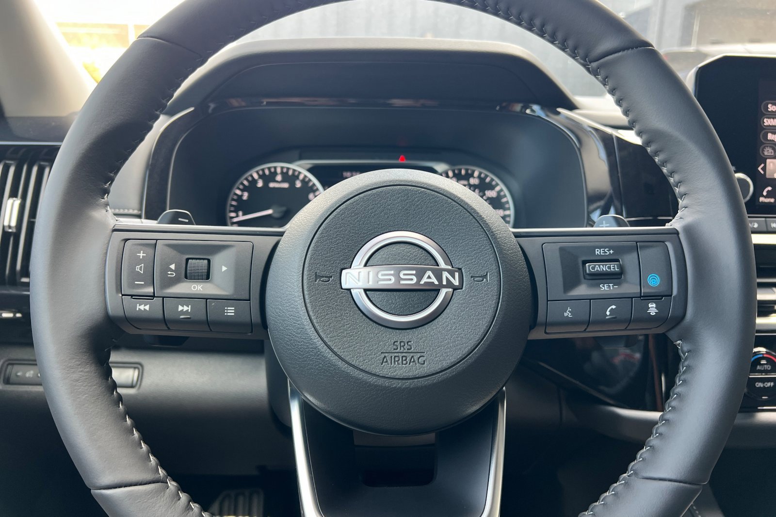 New 2025 Nissan Pathfinder SV image 27