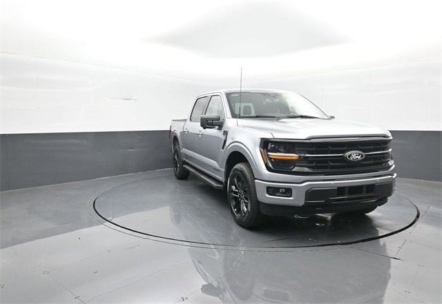 New 2025 Ford F150 XLT w/ Equipment Group 302A MID