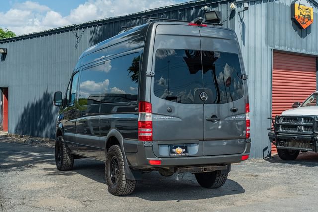 Used 2016 Mercedes-Benz Sprinter 2500 image 4