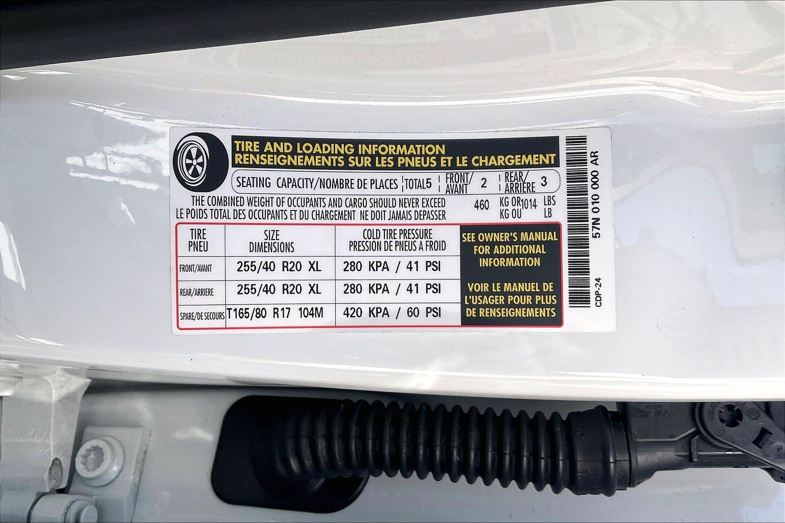 Certified 2025 Volkswagen Tiguan SE R-Line AWD/4WD image 33