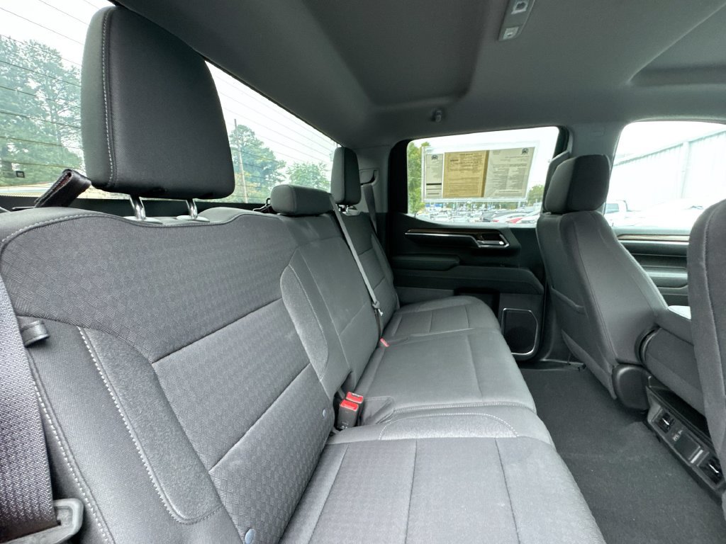 Used 2023 Chevrolet Silverado 1500 LT RWD image 29