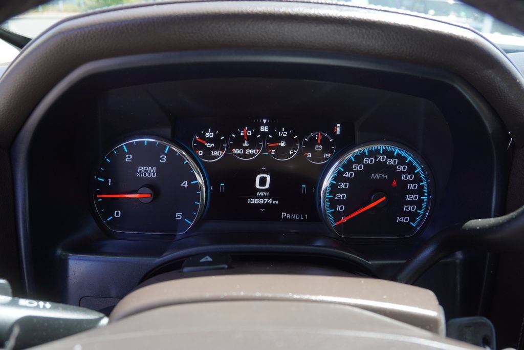 Used 2018 GMC Sierra 2500 Denali w/ Duramax Plus Package AWD/4WD image 21
