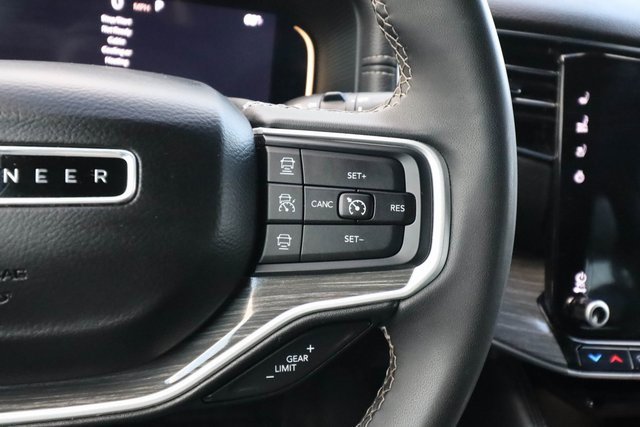 Used 2022 Jeep Wagoneer Series II image 56