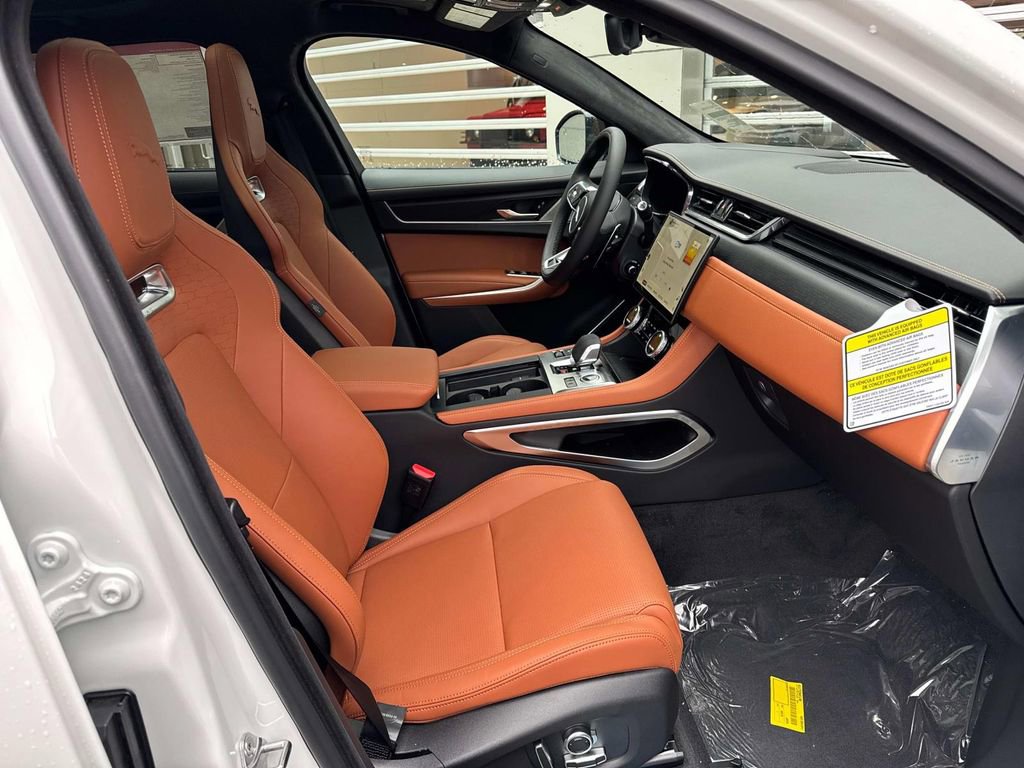 New 2026 Jaguar F-PACE R-Dynamic S AWD/4WD image 9