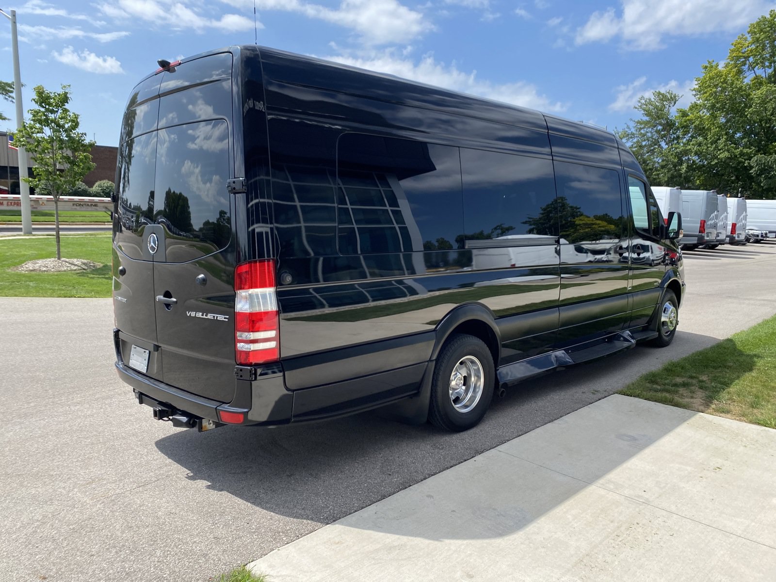 Used 2015 Mercedes-Benz Sprinter 3500 image 5