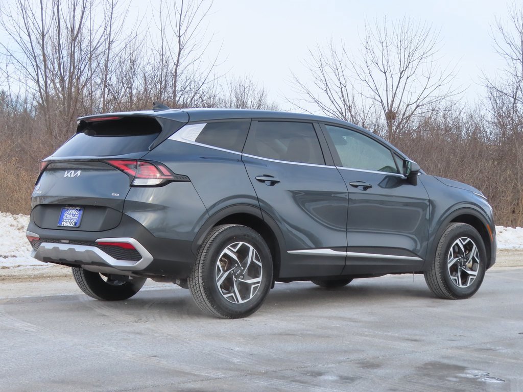 Certified 2023 Kia Sportage LX image 3