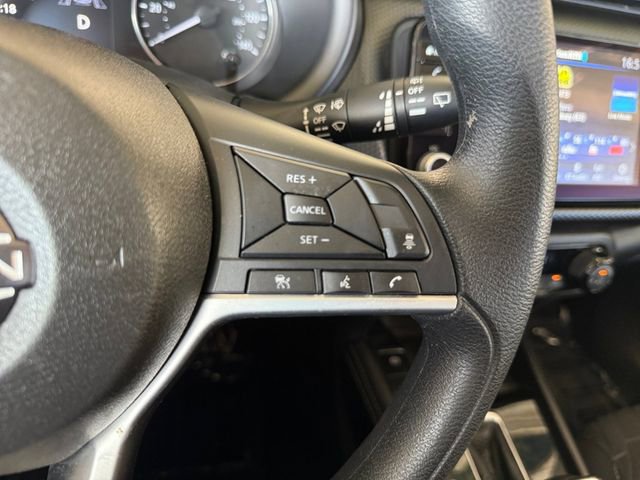 Used 2022 Nissan Kicks SV image 12