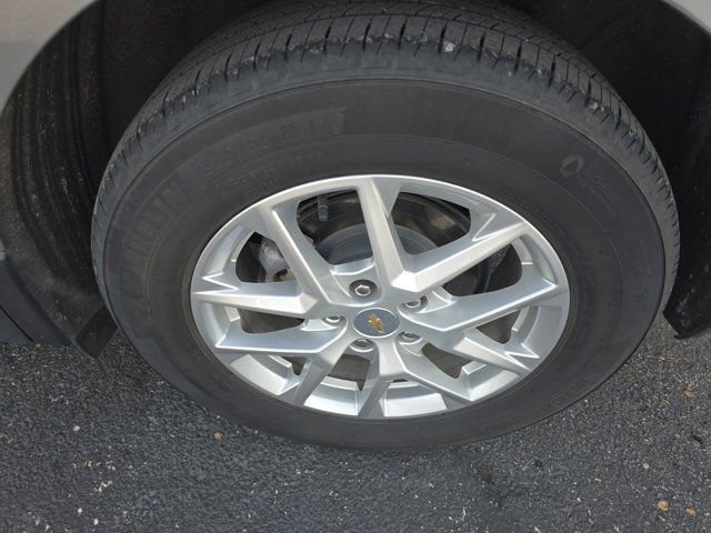 Used 2024 Chevrolet Equinox LT image 10