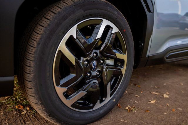 New 2025 Subaru Forester Limited w/ Popular Package #2 image 14