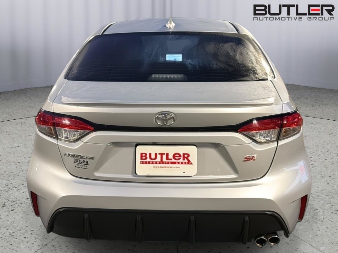 Certified 2025 Toyota Corolla SE FWD image 5
