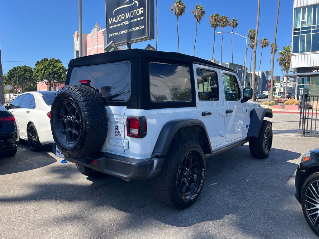 Used 2024 Jeep Wrangler Unlimited AWD/4WD image 5