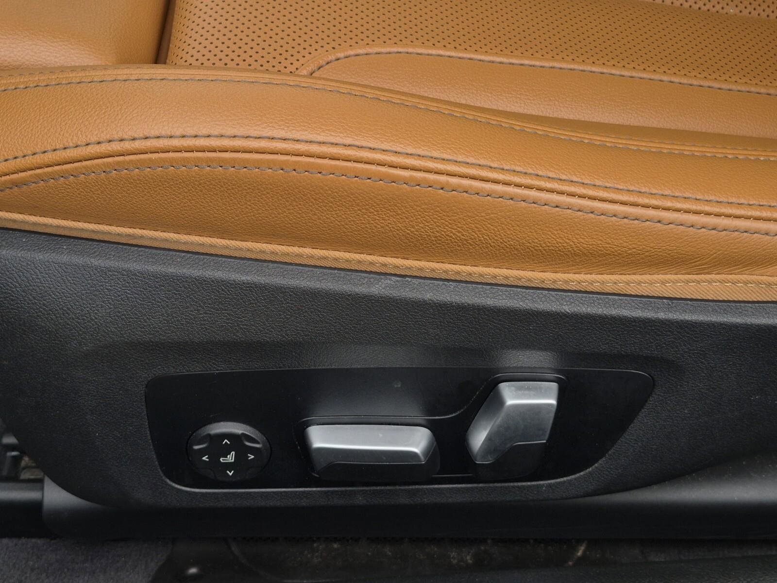 Certified 2023 BMW 430i xDrive Convertible w/ Premium Package image 14