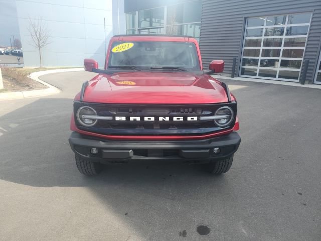 Used 2021 Ford Bronco Outer Banks image 2