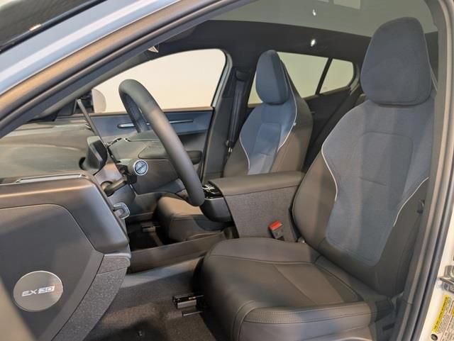 New 2026 Volvo EX30 Cross Country Ultra w/ Protection Package AWD/4WD image 10