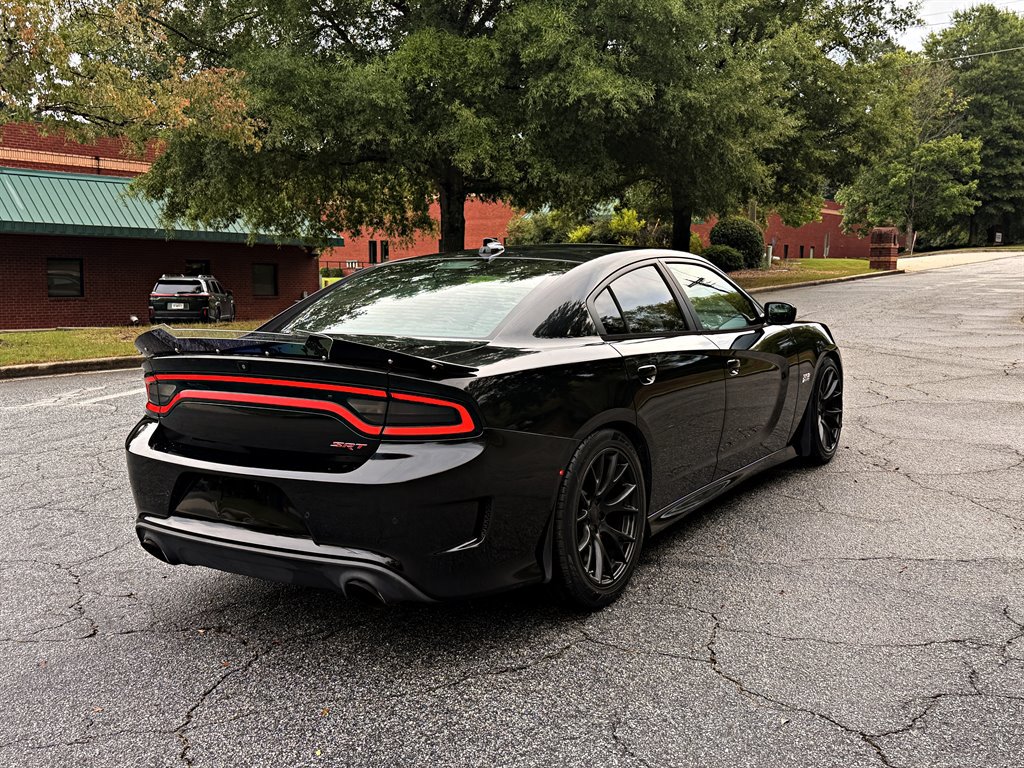 Used 2015 Dodge Charger SRT w/ Technology Group RWD image 5