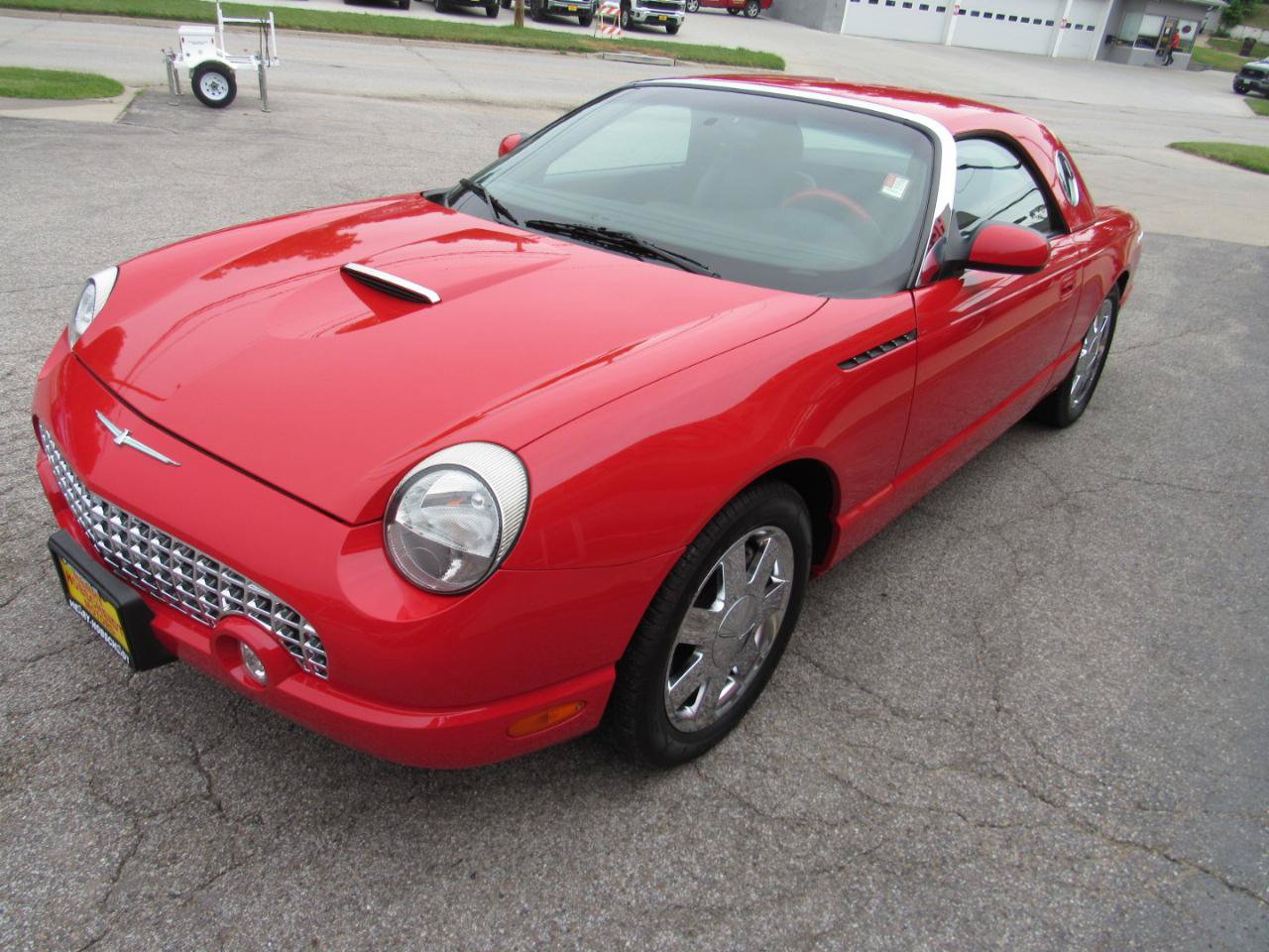 Used 2002 Ford Thunderbird RWD image 11