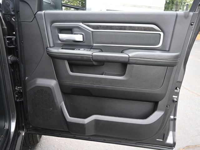 Used 2024 RAM 3500 Big Horn w/ Safety Group image 20