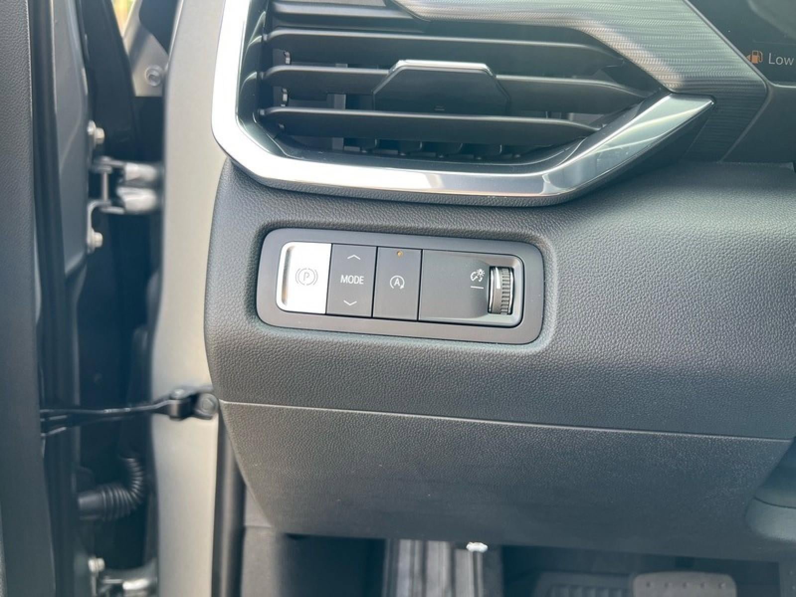 New 2026 GMC Acadia Elevation FWD image 15
