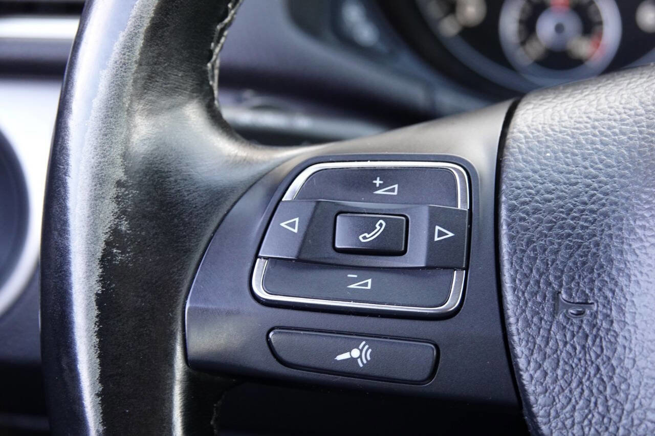 Used 2015 Volkswagen Passat TDI SE FWD image 66