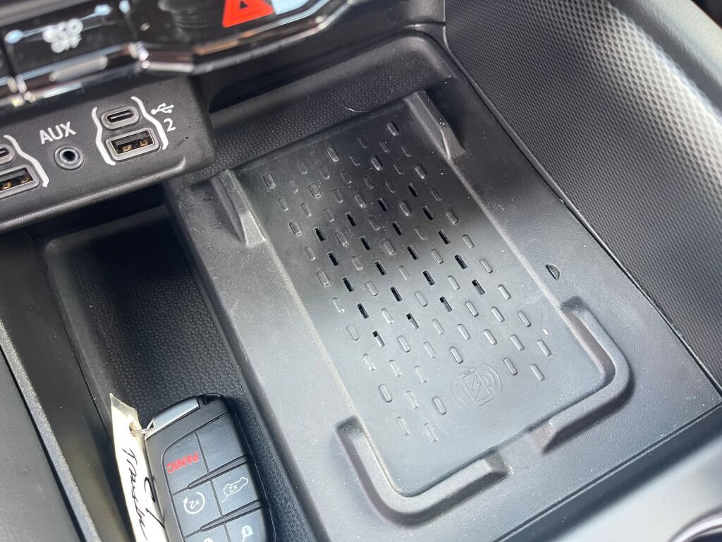 Used 2025 Dodge Durango R/T AWD/4WD image 16