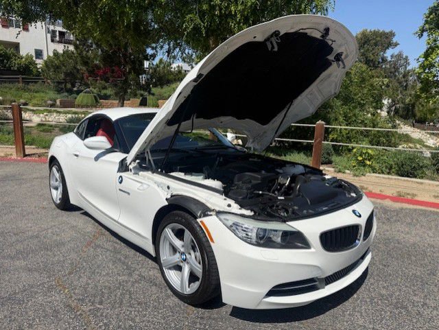 Used 2012 BMW Z4 sDrive28i RWD image 8