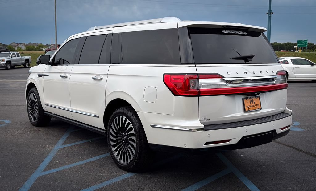 Used 2018 Lincoln Navigator L Black Label AWD/4WD image 31